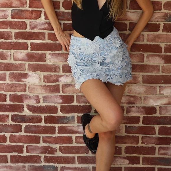 SALE‼️ ONLY TODAY‼️ Skirt Size 0 or S New with a tag - Picture 3 of 5